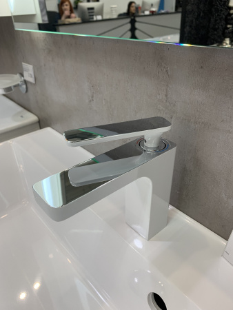 Смеситель для раковины Timo Torne хром-белый 4361/00-16F